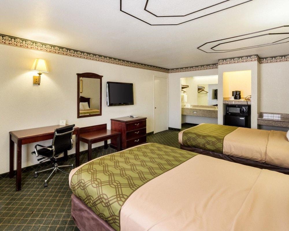 Three Rivers Executive Inn & Suites By Oyo 외부 사진