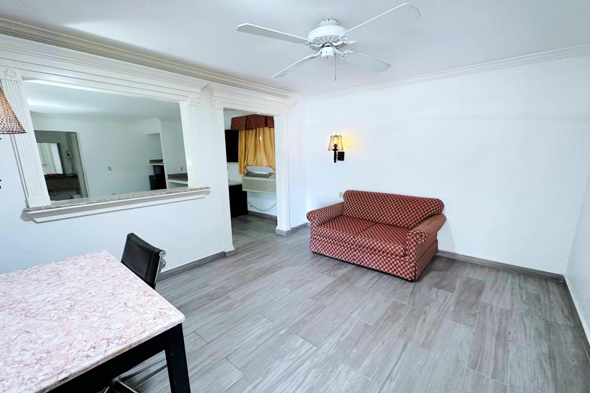 Three Rivers Executive Inn & Suites By Oyo 외부 사진